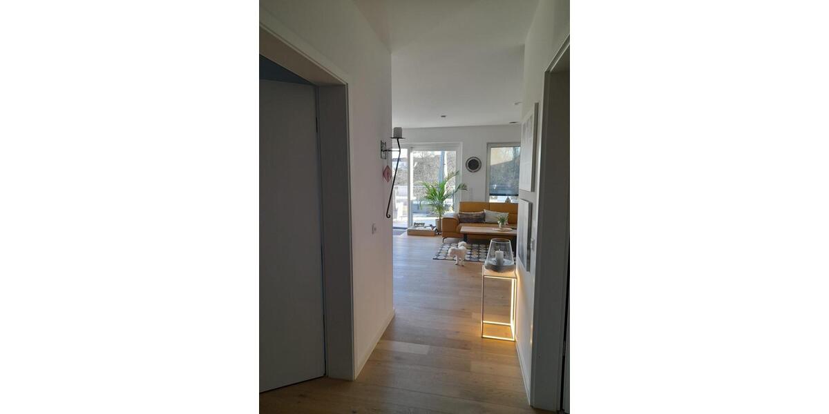 Einfamilienhaus Bad Segeberg - 3 Zimmer, 110 m&sup2;, 1.300&euro; | Angebot:25640373