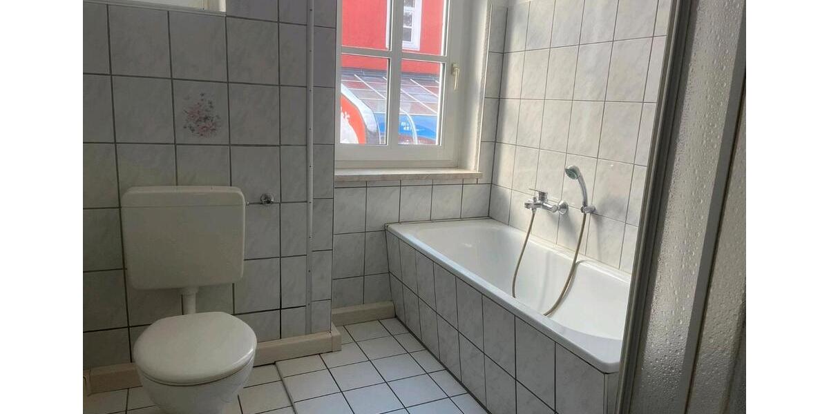 Hochparterre Bad Elster - 3 Zimmer, 100 m&sup2;, 500&euro; | Angebot:24376958