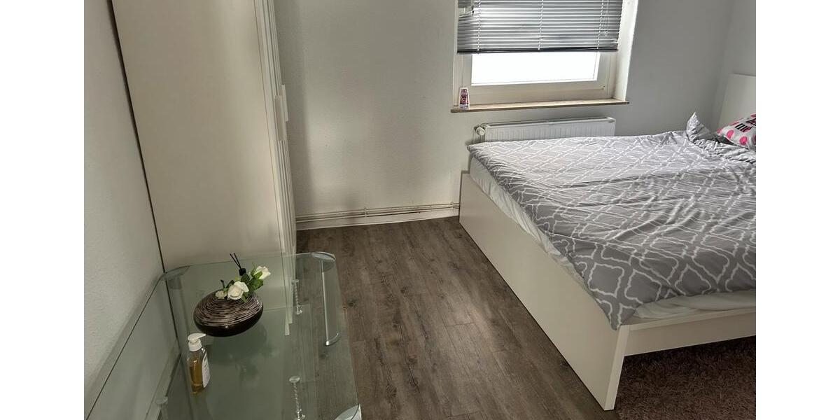 Etagenwohnung Hannover Südstadt - 1 Zimmer, 55 m&sup2;, 100&euro; | Angebot:26421288