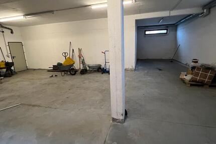 Lagerraum mit Rampe zimmer