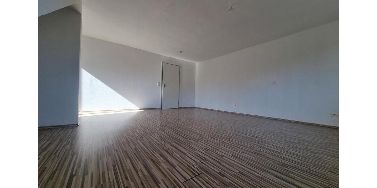 Dachgeschoßwohnung Blankenburg (Harz) - 3 Zimmer, 95 m&sup2;, 570&euro; | Angebot:26420057