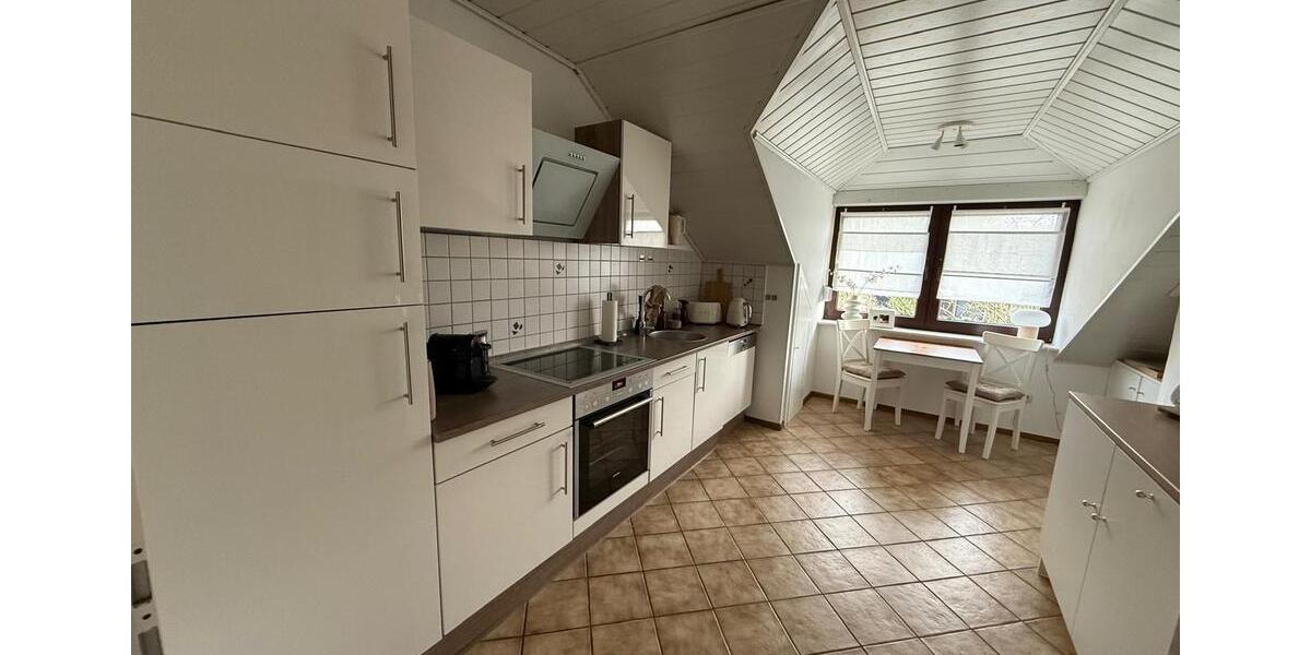 Dachgeschoßwohnung Goch - 3 Zimmer, 88 m&sup2;, 800&euro; | Angebot:26577542