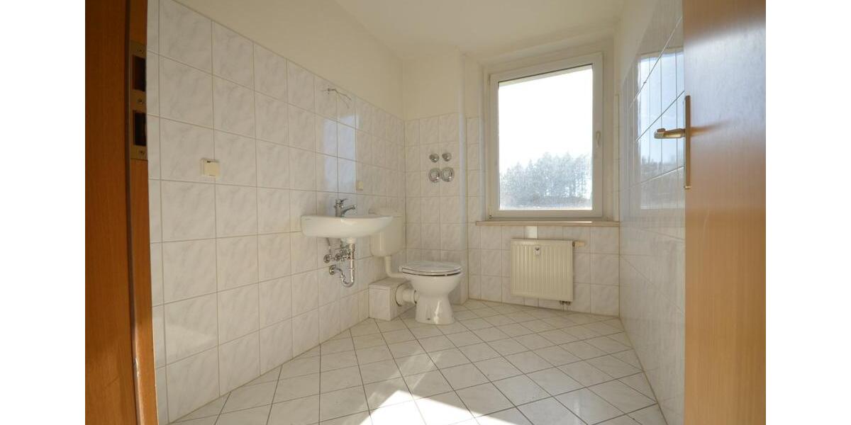 Etagenwohnung Geyer - 3 Zimmer, 93 m&sup2;, 520&euro; | Angebot:24732432