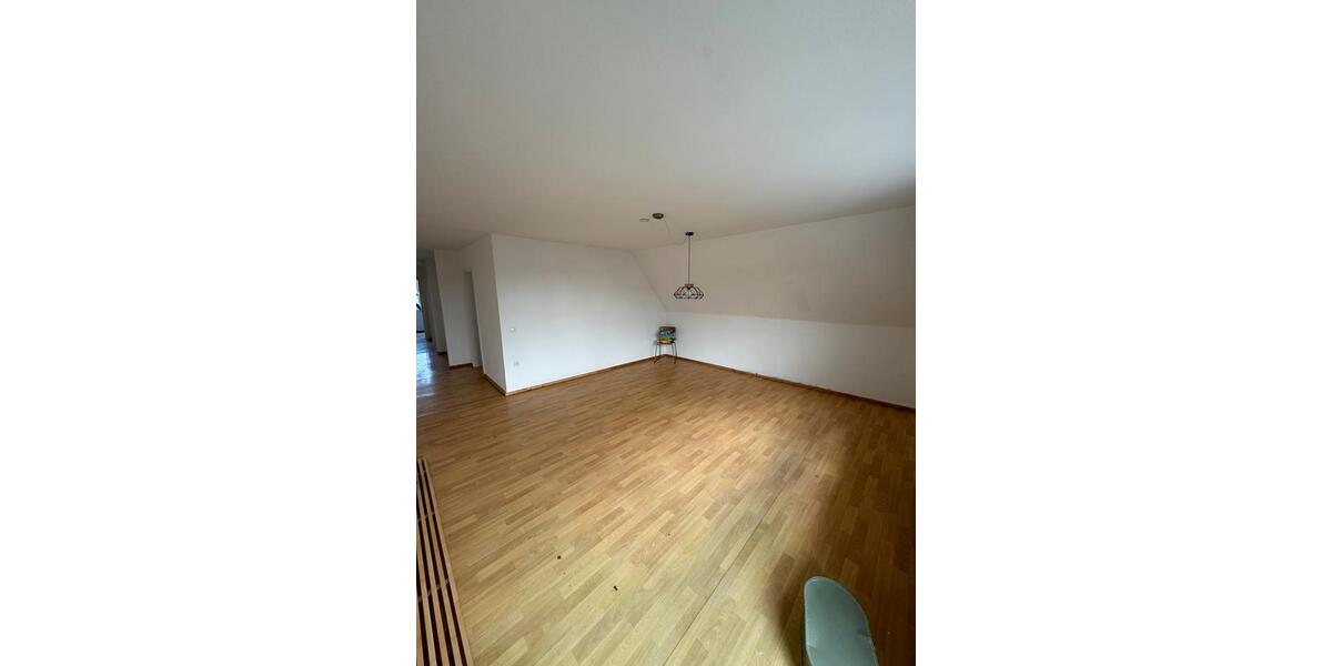 Etagenwohnung Nordstrand - 4 Zimmer, 110 m&sup2;, 900&euro; | Angebot:26611991