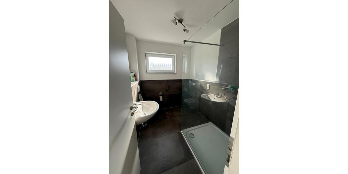 Etagenwohnung Rösrath - 4 Zimmer, 108 m&sup2;, 1.480&euro; | Angebot:26502760