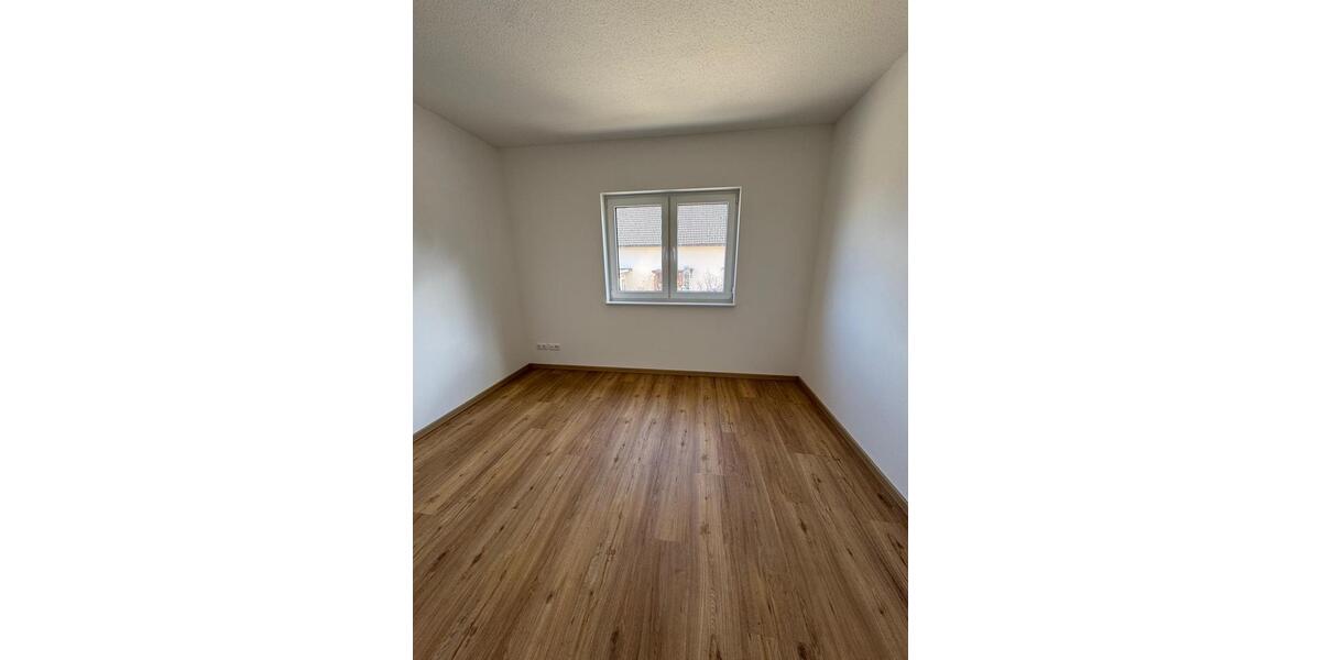 Etagenwohnung Winsen (Aller) - 3 Zimmer, 86 m&sup2;, 1.020&euro; | Angebot:26005638