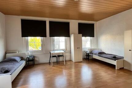 Wohnen auf Zeit Windeck - 3 Zimmer, 90 m&sup2;, 18&euro; | Angebot:25167327