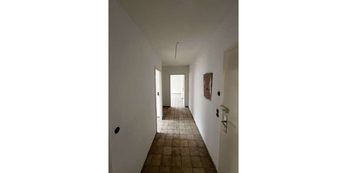 Etagenwohnung Essen Stadtkern - 1 Zimmer, 33 m&sup2;, 350&euro; | Angebot:26588998