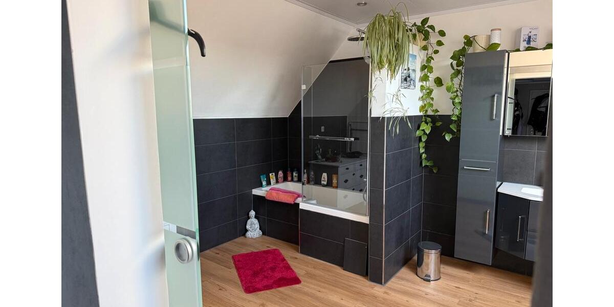 Dachgeschoßwohnung Lahntal - 1 Zimmer, 75 m&sup2;, 750&euro; | Angebot:26254523