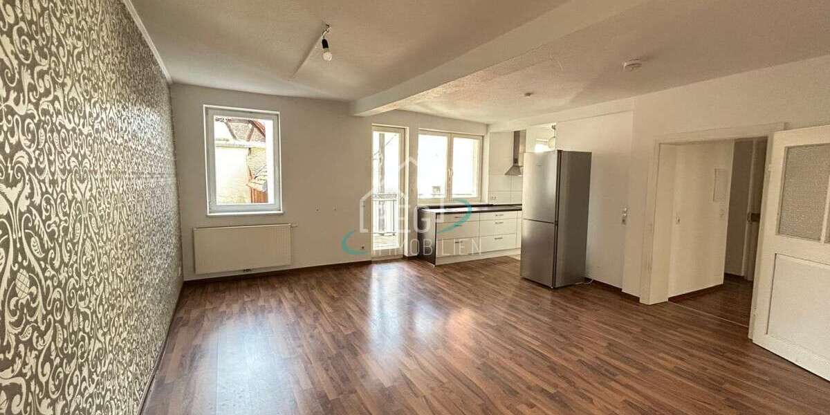 Etagenwohnung Schwäbisch Hall - 3 Zimmer, 93 m&sup2;, 1.100&euro; | Angebot:26195081