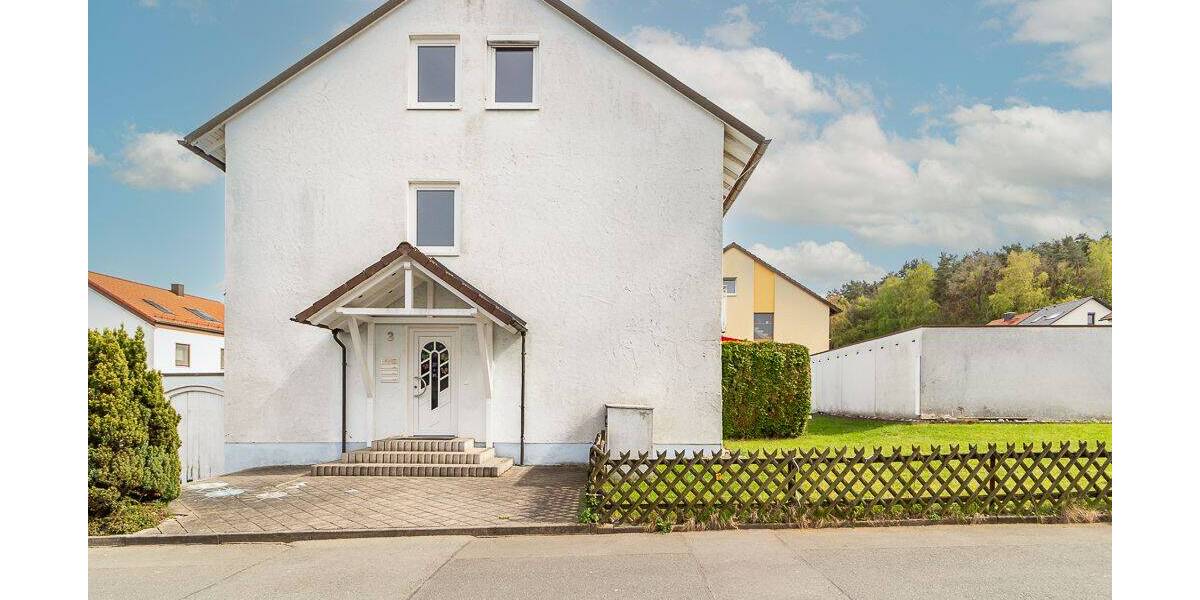 Etagenwohnung Bayreuth / Aichig Aichig - 2 Zimmer, 65 m&sup2;, 690&euro; | Angebot:26472965