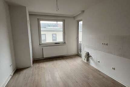 Wohnung Bremerhaven Mitte - 2 Zimmer, 68 m&sup2;, 540&euro; | Angebot:27055317