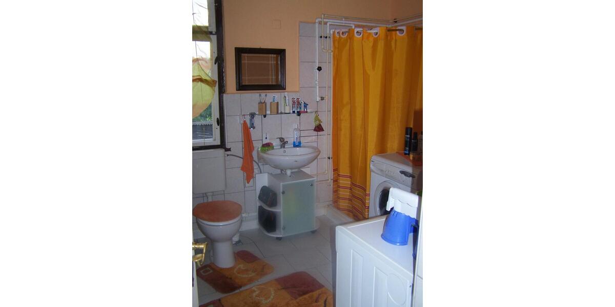 Etagenwohnung Kahla - 3 Zimmer, 96 m&sup2;, 672&euro; | Angebot:24507325