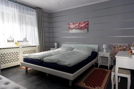 Wohnen auf Zeit Nünchritz - 3 Zimmer, 70 m&sup2;, 119&euro; | Angebot:24855947
