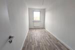 Wohnung mit Einbauküche + frisch renoviert!
