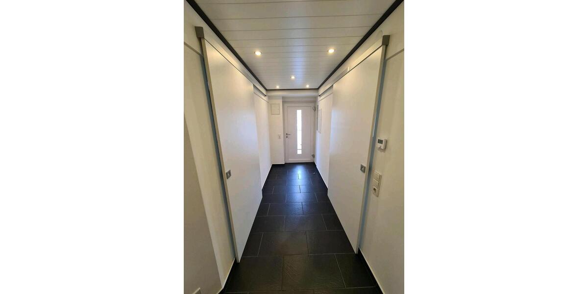 Erdgeschoßwohnung Stuttgart Luginsland - 2 Zimmer, 1.120&euro; | Angebot:19745056