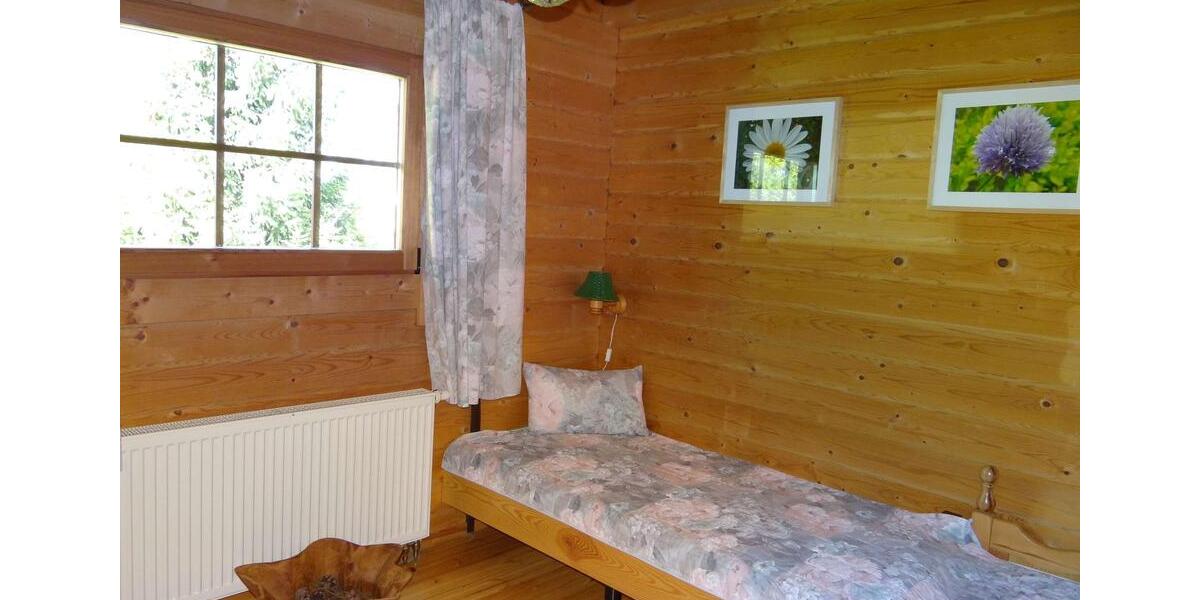 Einfamilienhaus Niesky - 4 Zimmer, 100 m&sup2;, 980&euro; | Angebot:26029802