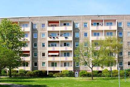 Wohnung zum Mieten in Schönebeck 284,15 € 56.83 m² 3 zimmer