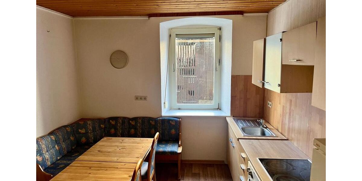 Wohnen auf Zeit Wunsiedel - 10 Zimmer, 85 m&sup2;, 20&euro; | Angebot:23569879