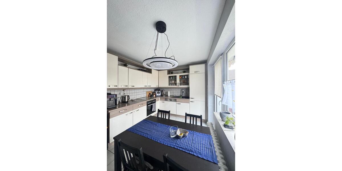 Etagenwohnung Duisburg Hamborn - 4 Zimmer, 85 m&sup2;, 780&euro; | Angebot:26034957