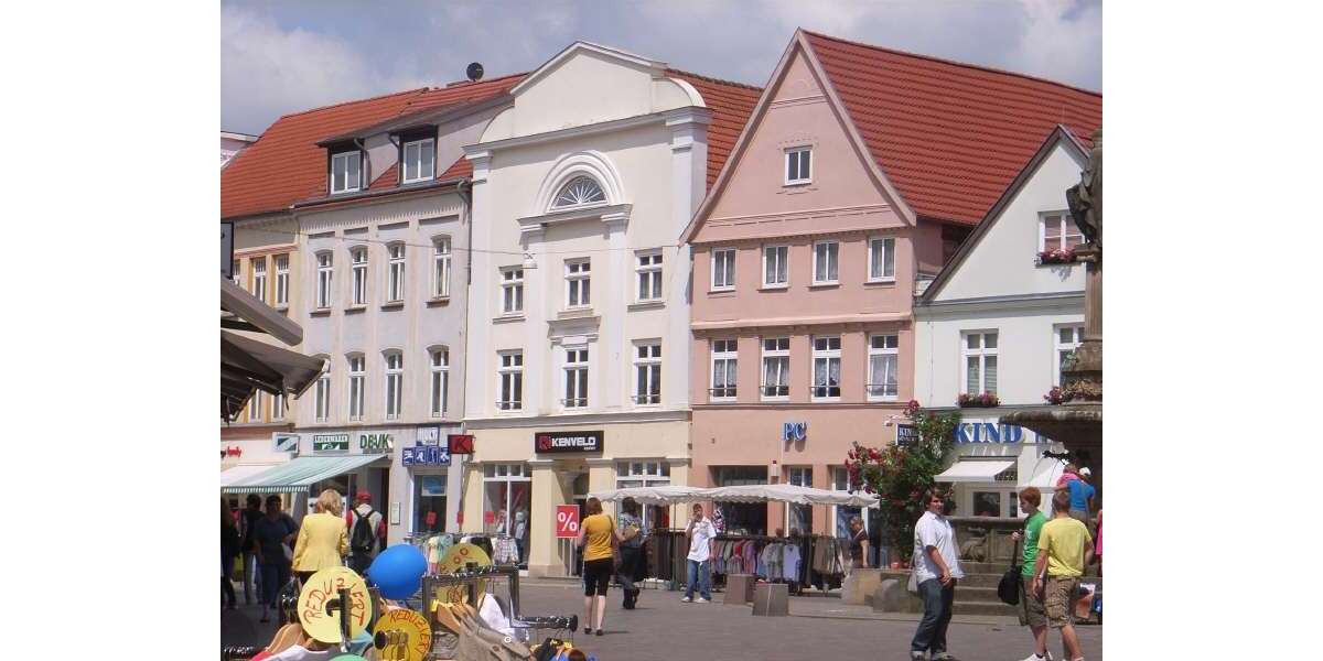 Etagenwohnung Güstrow - 2 Zimmer, 76 m&sup2;, 508&euro; | Angebot:25371419