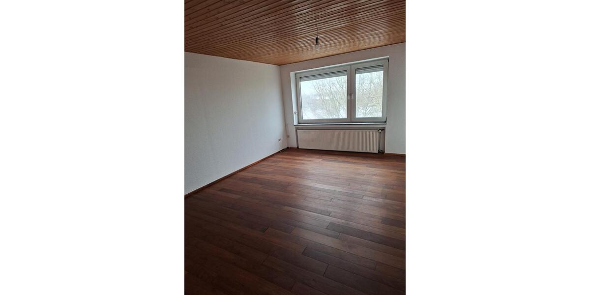 Etagenwohnung Emden - 2 Zimmer, 63 m&sup2;, 570&euro; | Angebot:26634977