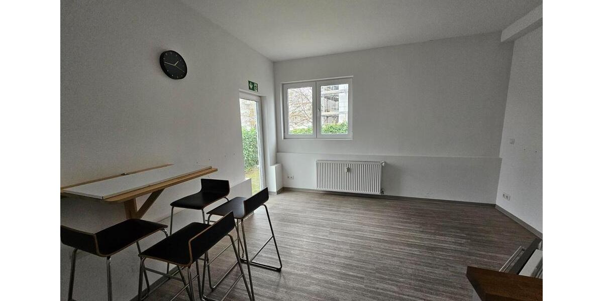 Erdgeschoßwohnung Kassel Niederzwehren - 2 Zimmer, 70 m&sup2;, 850&euro; | Angebot:24488033