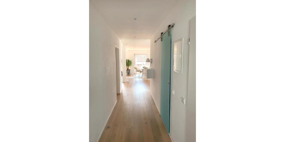 Dachgeschoßwohnung Hünfeld - 3 Zimmer, 88 m&sup2;, 970&euro; | Angebot:26197333