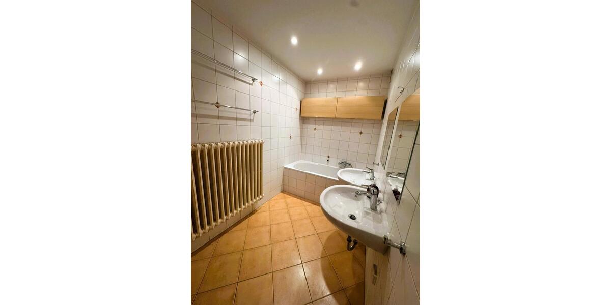 Maisonettenwohnung Maßbach - 5 Zimmer, 146 m&sup2;, 1.250&euro; | Angebot:25965571