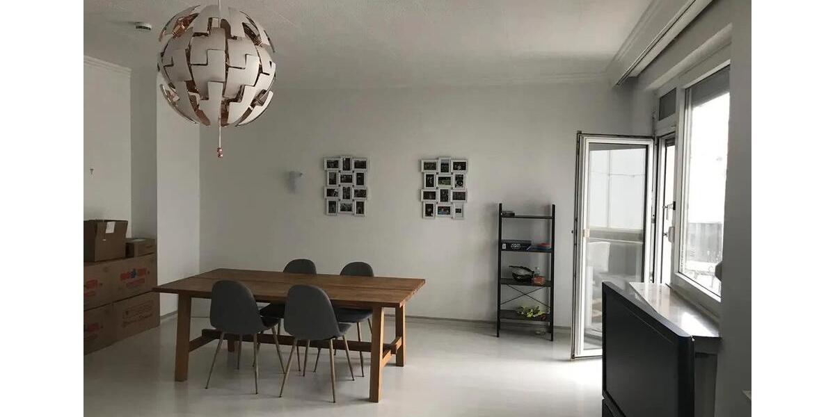 Etagenwohnung Hildesheim - 4 Zimmer, 130 m&sup2;, 950&euro; | Angebot:26299503