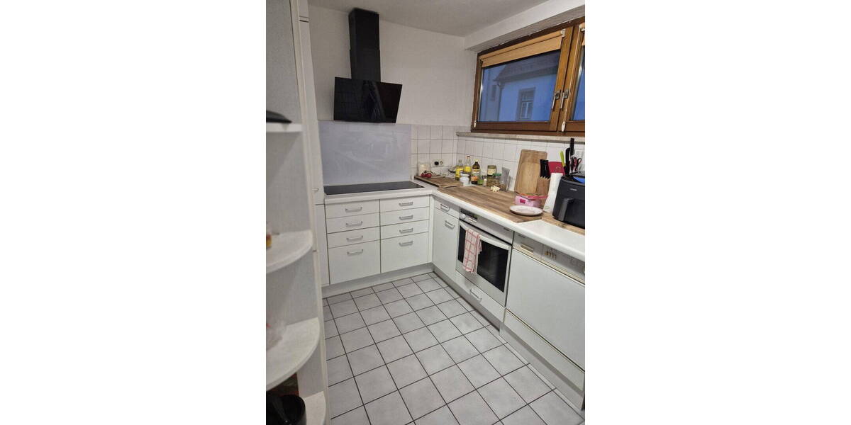 Etagenwohnung Ulm Mitte - 3 Zimmer, 103 m&sup2;, 1.450&euro; | Angebot:26740902