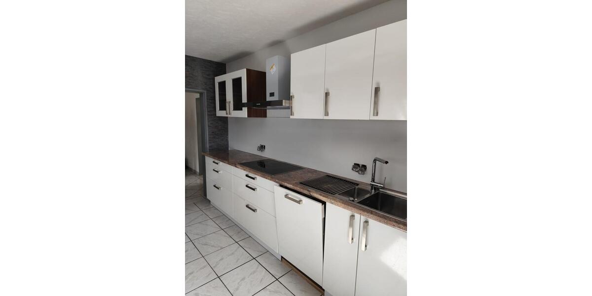 Dachgeschoßwohnung Altenbeken - 3 Zimmer, 112 m&sup2;, 730&euro; | Angebot:26623837