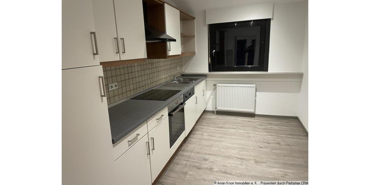 3-Zimmer-Dachgeschosswohnung mit Einbauküche, sowie PKW-Stellplatz in Wildeshausen, Landkreis Oldenburg 3 zimmer