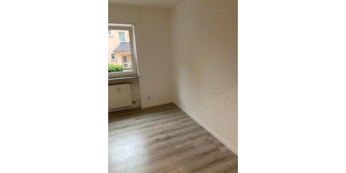 Erdgeschoßwohnung Zweibrücken - 3 Zimmer, 66 m&sup2;, 450&euro; | Angebot:25017506