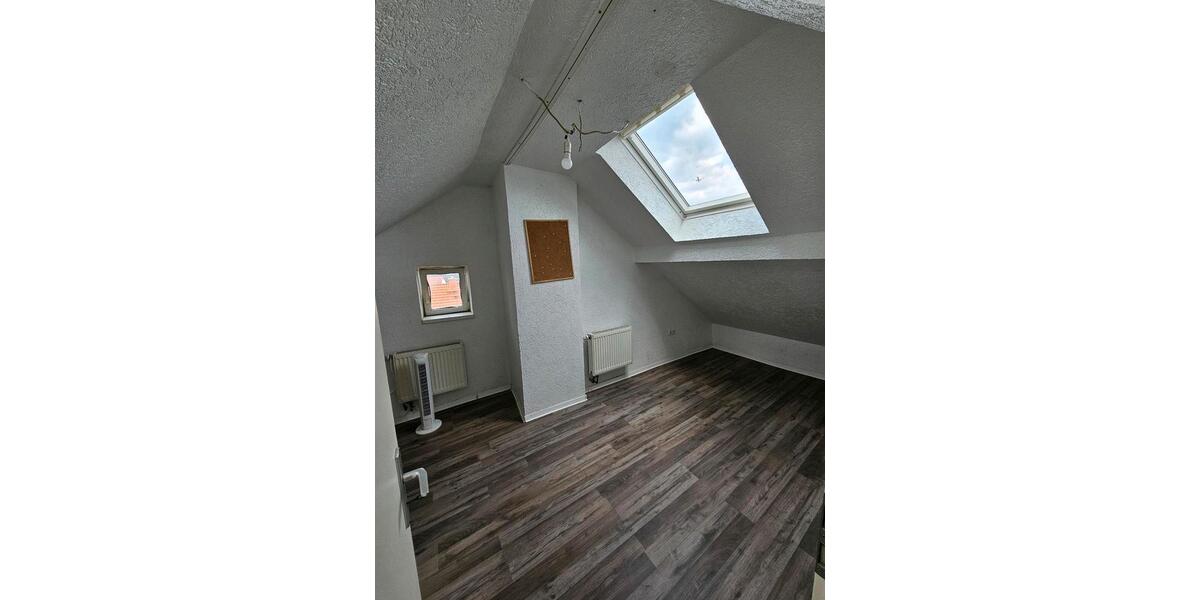 Dachgeschoßwohnung Flörsheim am Main - 2 Zimmer, 50 m&sup2;, 750&euro; | Angebot:26507560