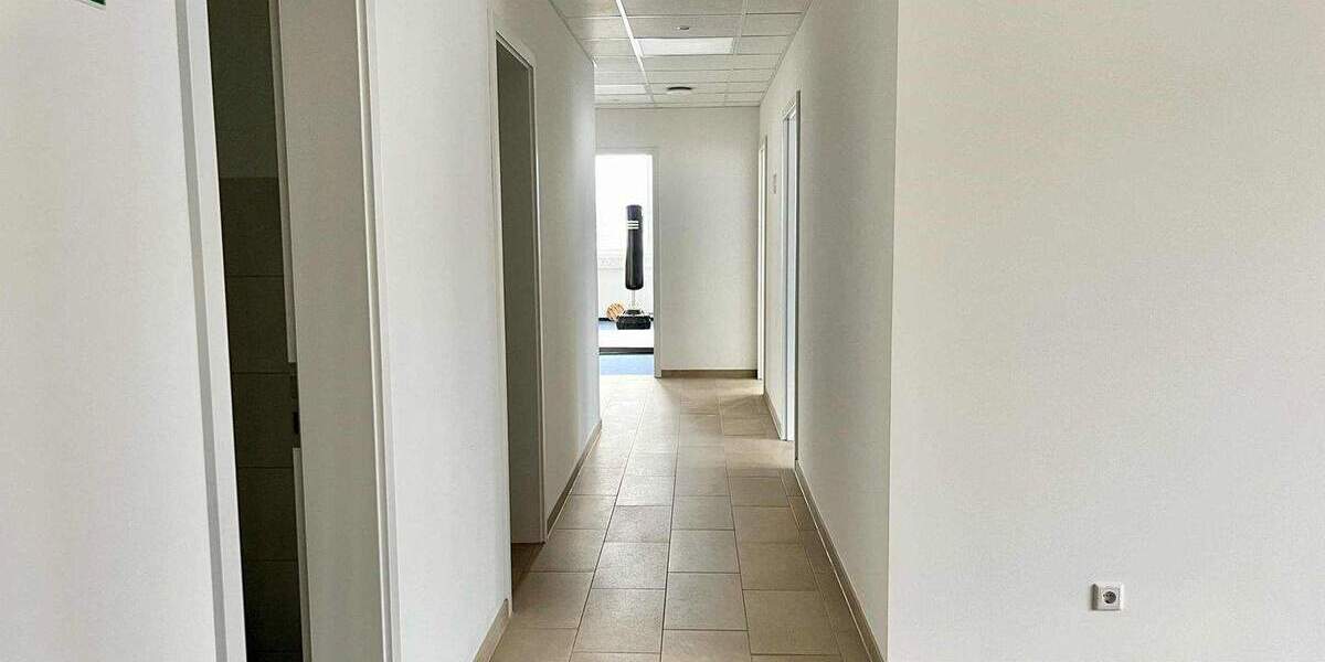 Gewerbeobjekt Bad Aibling Markfeld - 3.950&euro; | Angebot:25662946