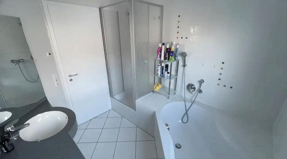 Etagenwohnung Kriftel - 3 Zimmer, 77 m&sup2;, 1.400&euro; | Angebot:26105058
