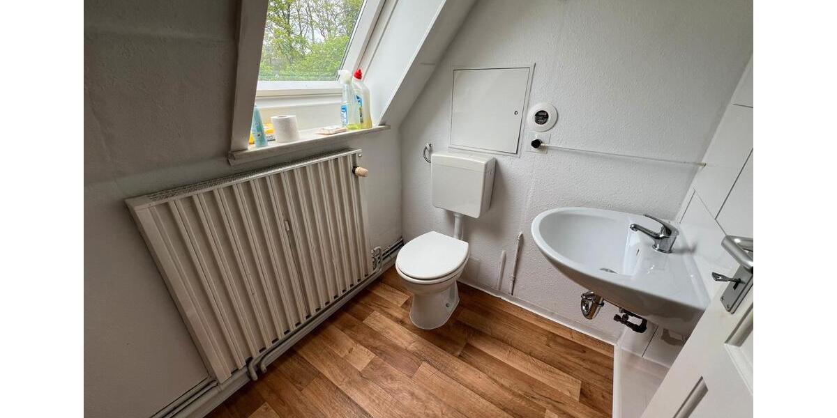 Dachgeschoßwohnung Kellinghusen - 1.5 Zimmer, 27 m&sup2;, 308&euro; | Angebot:26646826