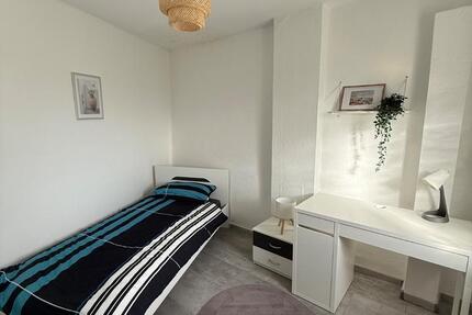 Wohnen auf Zeit Essen Huttrop - 1 Zimmer, 13 m&sup2;, 460&euro; | Angebot:25723303