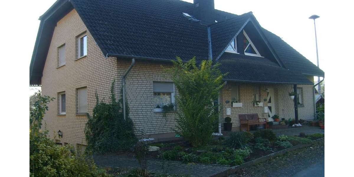 Etagenwohnung Wallmenroth - 4 Zimmer, 120 m&sup2;, 900&euro; | Angebot:27231351