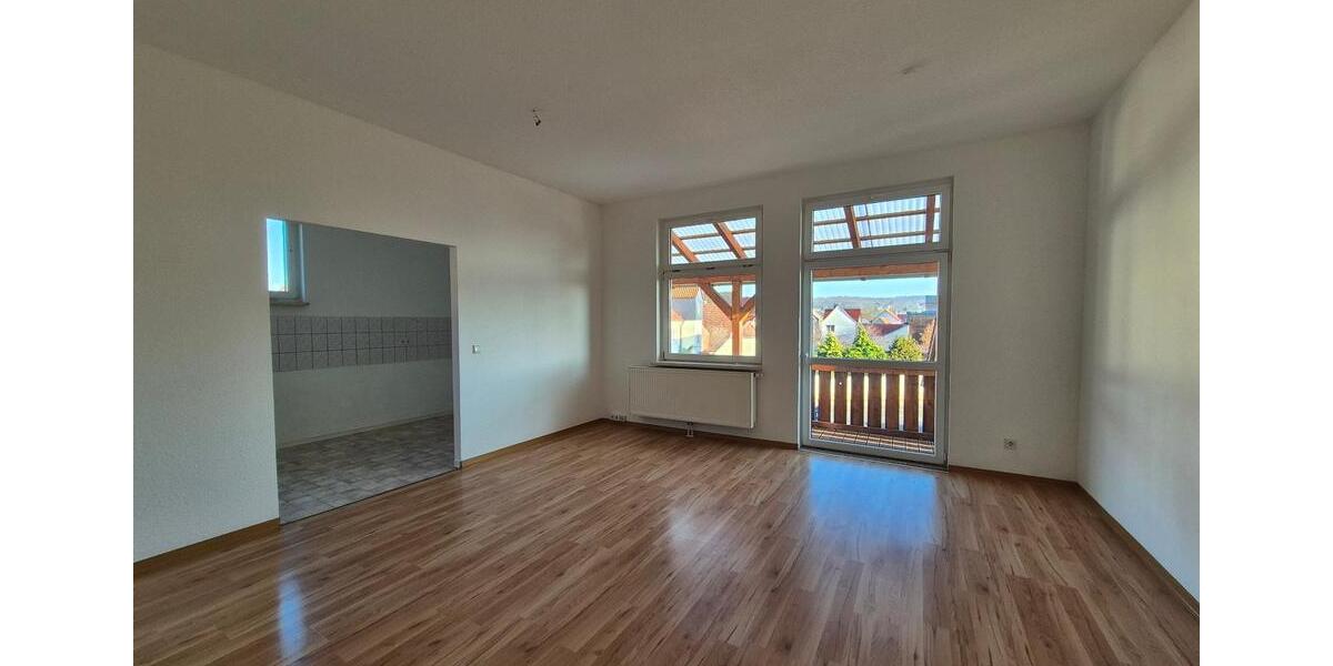 Etagenwohnung Allstedt - 3 Zimmer, 82 m&sup2;, 533&euro; | Angebot:24214331