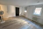 Etagenwohnung Metzingen - 2 Zimmer, 84 m&sup2;, 600&euro; | Angebot:26023488