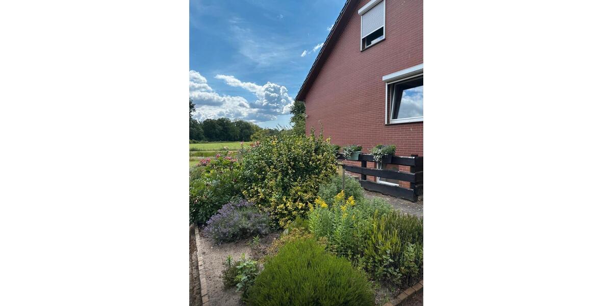 Einfamilienhaus Eldingen - 7 Zimmer, 140 m&sup2;, 1.200&euro; | Angebot:26607174