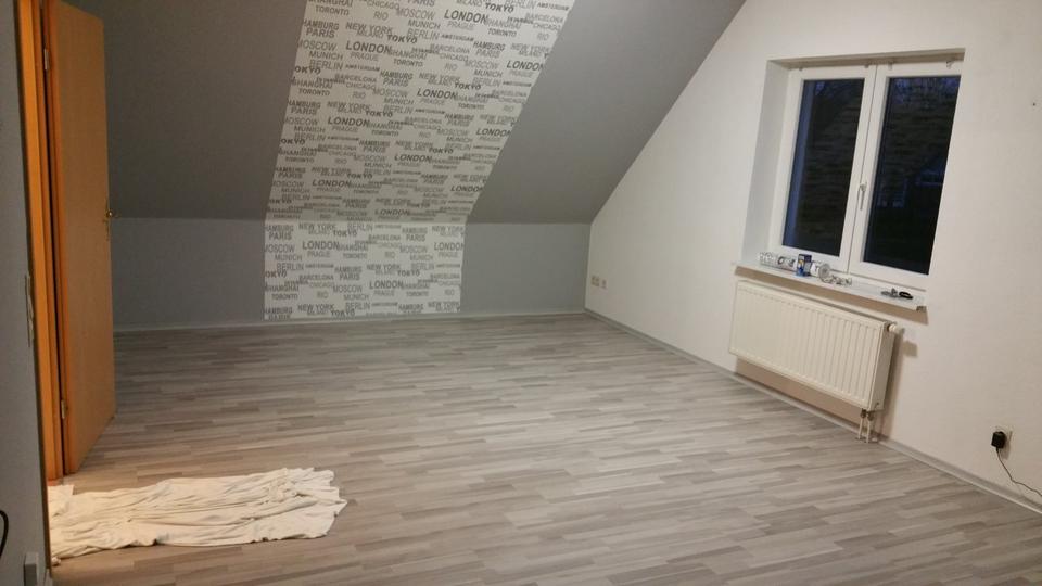 Dachgeschoßwohnung Leck - 3 Zimmer, 95 m&sup2;, 650&euro; | Angebot:25057210