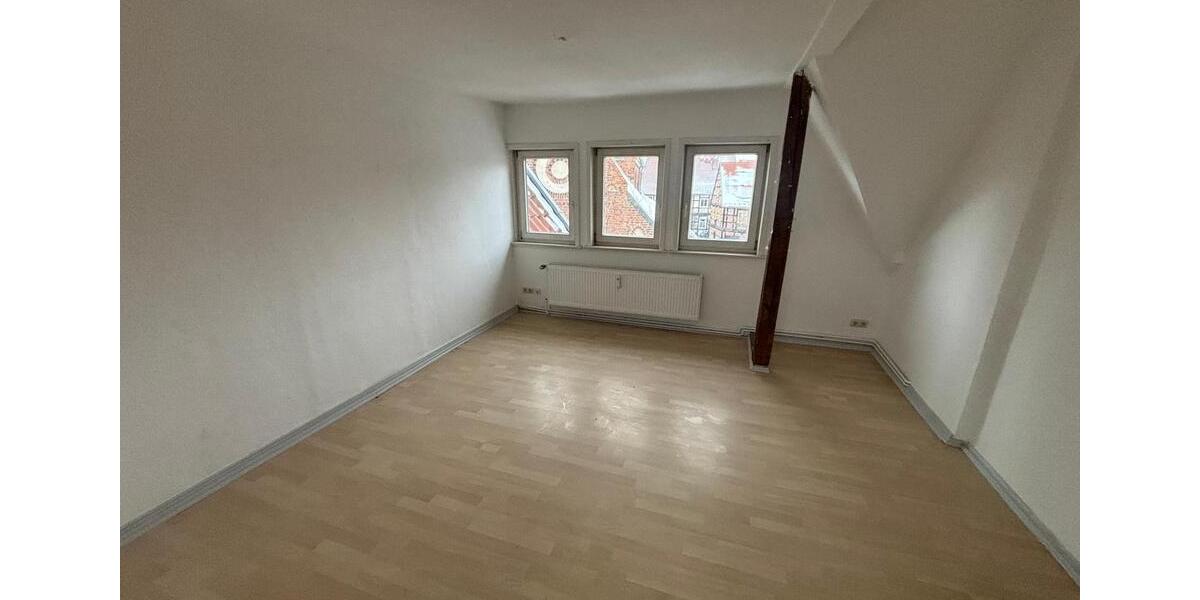 Etagenwohnung Salzwedel - 3 Zimmer, 85 m&sup2;, 390&euro; | Angebot:24713377