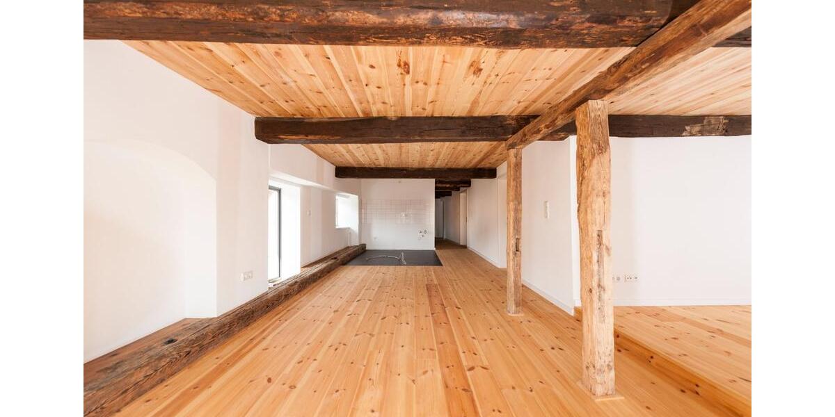 Etagenwohnung Güstrow - 4 Zimmer, 117 m&sup2;, 1.050&euro; | Angebot:25781150