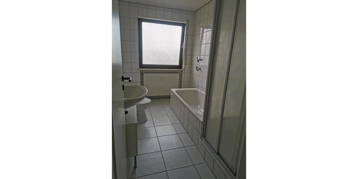 Etagenwohnung Limburg an der Lahn - 3 Zimmer, 105 m&sup2;, 1.130&euro; | Angebot:20797935