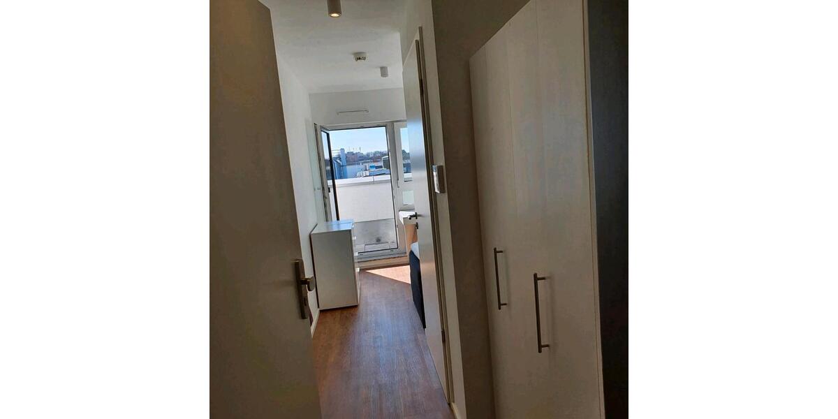 Dachgeschoßwohnung Oberschleißheim - 1 Zimmer, 16 m&sup2;, 550&euro; | Angebot:24842156