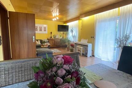 Haus Leutenbach - 5 Zimmer, 150 m&sup2;, 1.720&euro; | Angebot:26223806