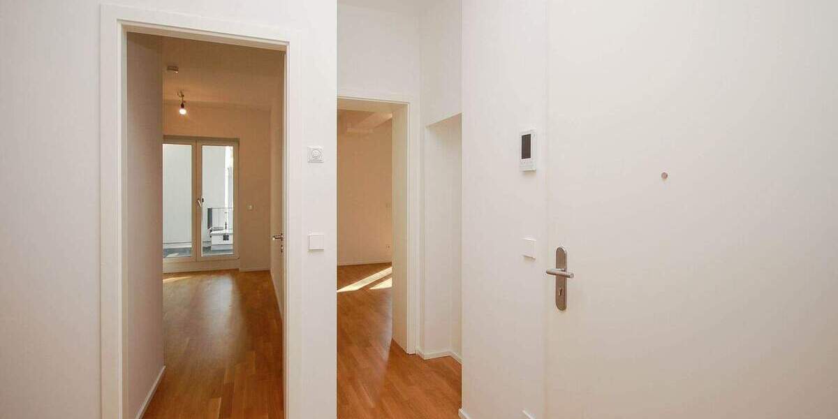 Etagenwohnung Düsseldorf / Stadtmitte Stadtmitte - 5 Zimmer, 134 m&sup2;, 2.600&euro; | Angebot:23194970